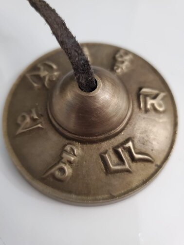1231cd1c-7658-4d94-b423-93ae54abac1b (1) (1) Tingsha (cymbales tibétaine) de méditation